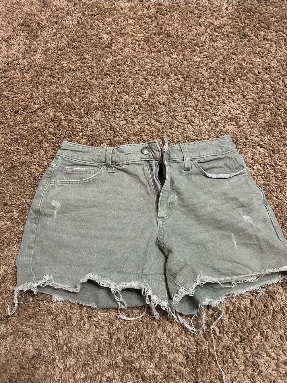 Universal thread gray jean shorts size 6/28